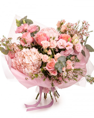Luxurious Pink Flower Bouquet 